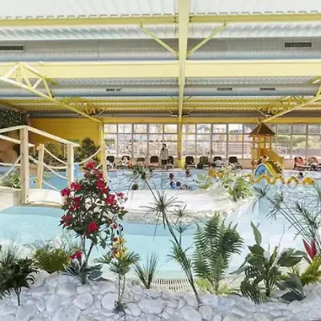 5 étoiles - Parc Aquatique - Eecdae Saint-Jean-dʼOrbetiers