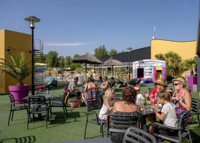 Camping Zecamping 5 Familial Parc Aquatique Locatif Tv Bbq Clim 32m2 5*