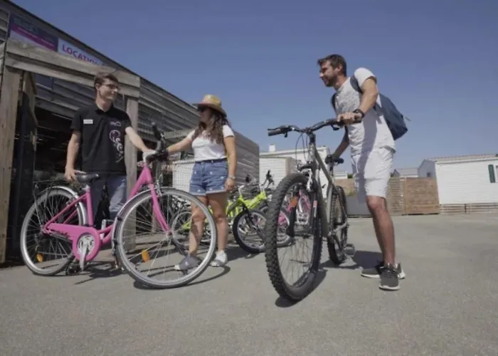 Zecamping 5 Familial Parc Aquatique Locatif Tv Bbq Clim 32m2 Camping